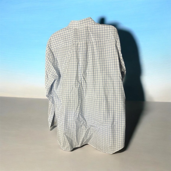 Vineyard Vines White and Blue Whale Checkered Shirt size large - Picture 2 of 3